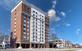 Sandman Hotel & Suites London Downtown